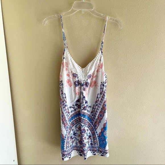 Tops - Floral & Lace Tank Top